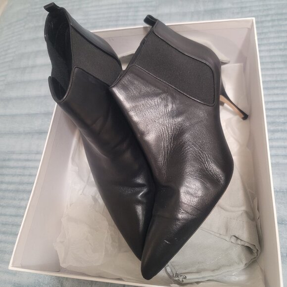 Manolo Blahnik Dildi pointed toe ankle boot - Picture 1 of 5